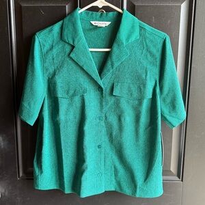 NWT Athleta Echo Top Quick Drying Green Size XS